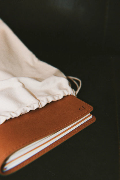 Creator's Friend Refillable Notebook Folio (Saddle Brown)