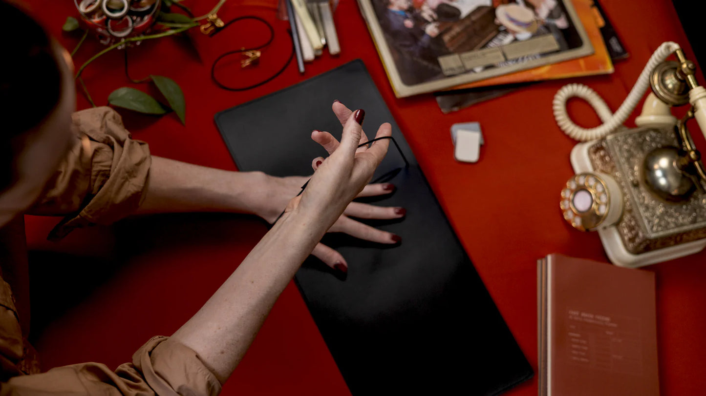 Creator's Friend Refillable Folio Trifold - (Raven Black)