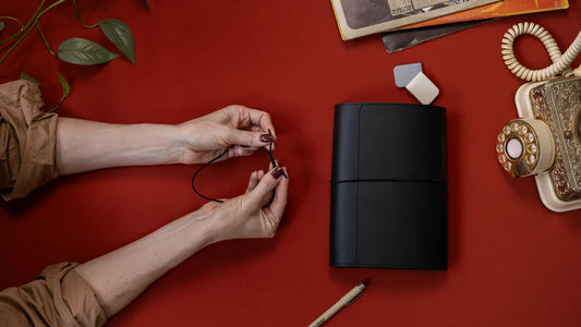 Creator's Friend Refillable Folio Expansion Laces - (Raven Black)