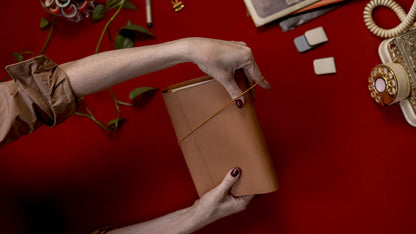 Creator's Friend Refillable Folio Trifold - (Saddle Brown)