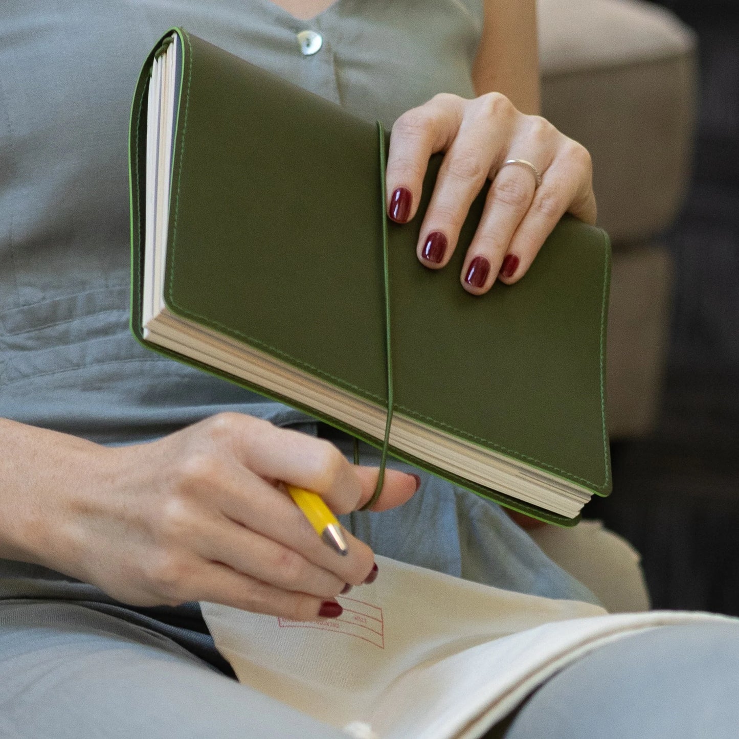 Creator's Friend Refillable Notebook Folio (Olive Green)