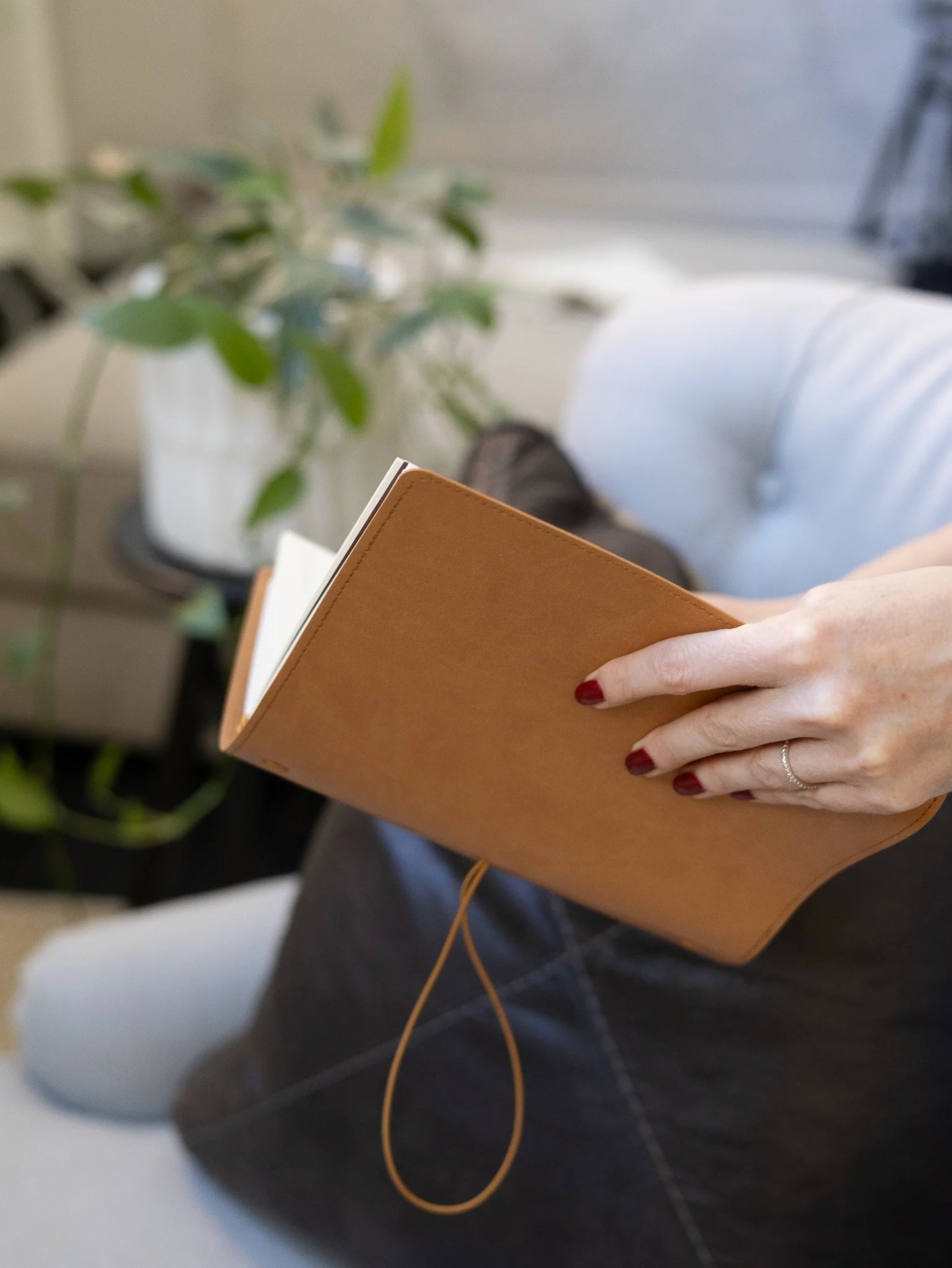 Creator's Friend Refillable Notebook Folio (Saddle Brown)