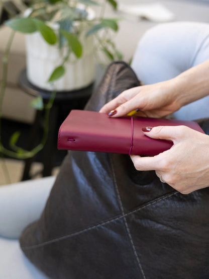 Creator's Friend Refillable Notebook Folio (Salty Plum)